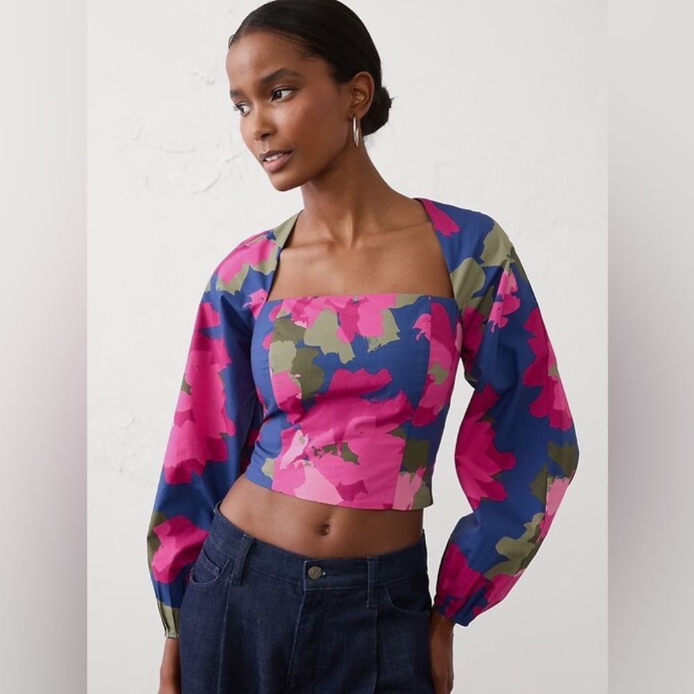 Banana Republic Pink & Navy Square-Neck Long-Sleeve Crop POPLIN NECK TOP